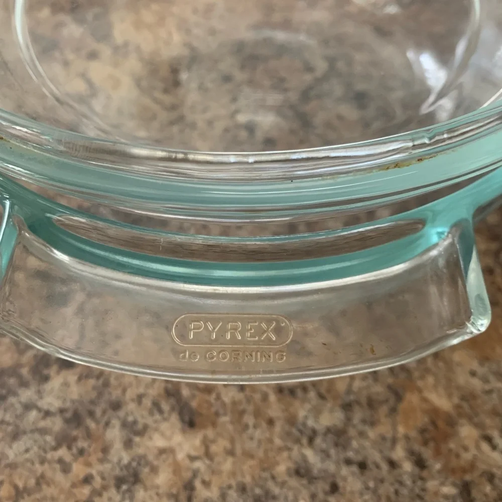 Vintage Pyrex Clear Glass Casserole Dish, Bowl 1.5 Quart With Lid